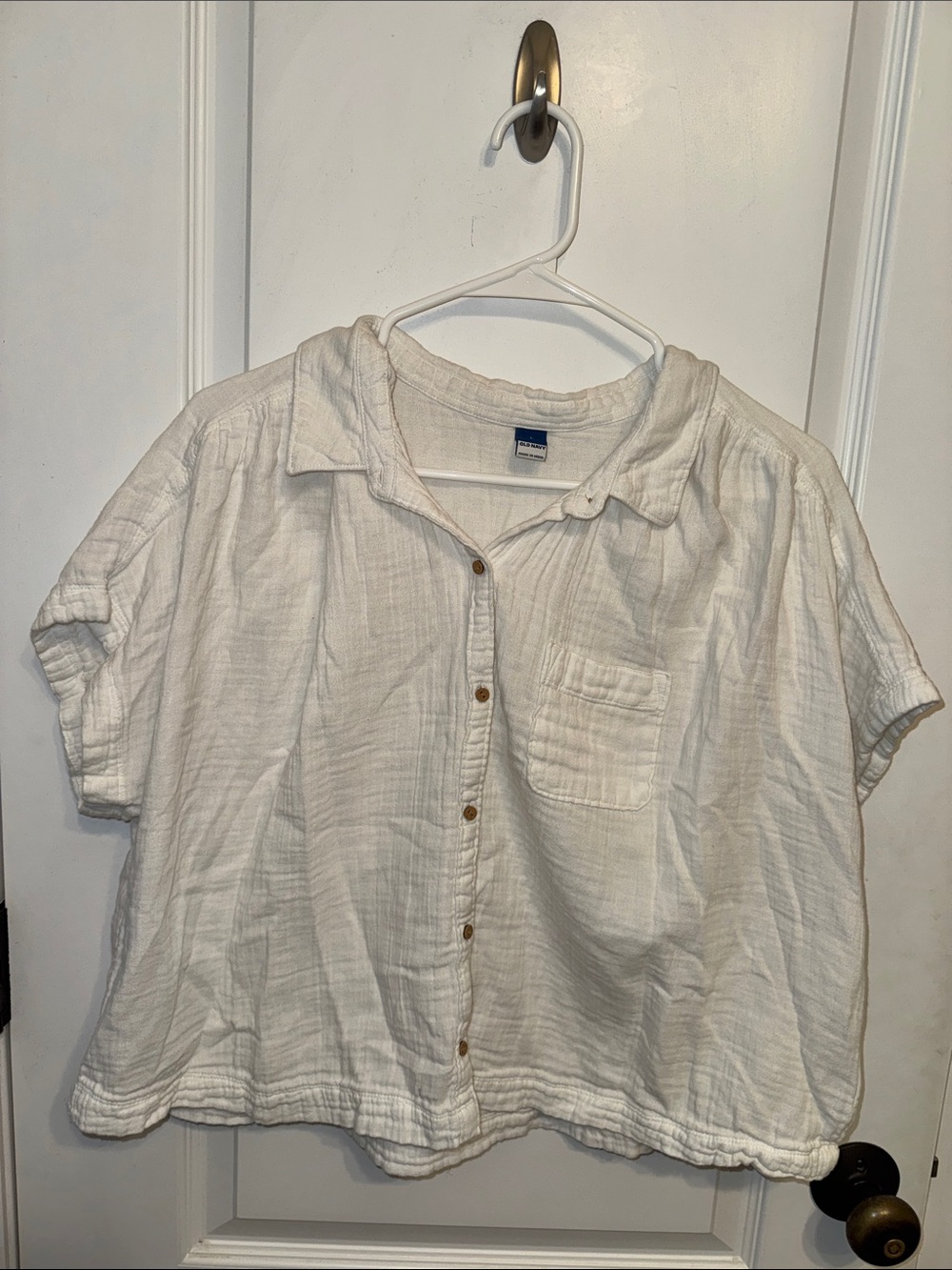 Cropped White Lightweight Button-Up Shirt